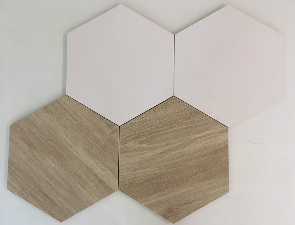 płytki heksagonalne drewnopodobne