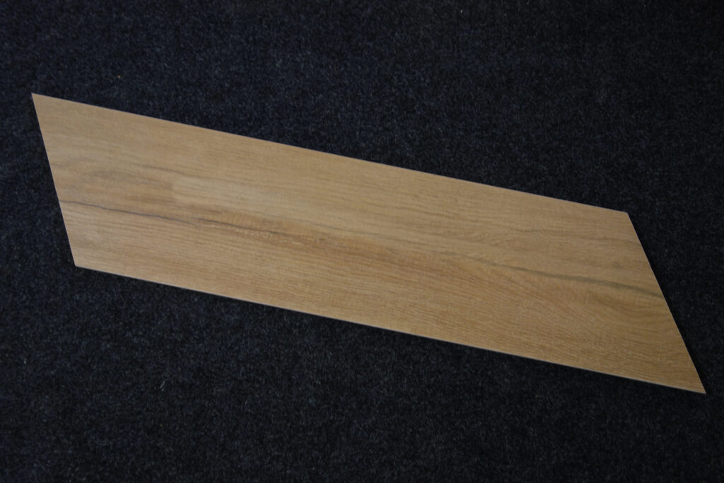 PŁYTKI CHEVRON DĄB