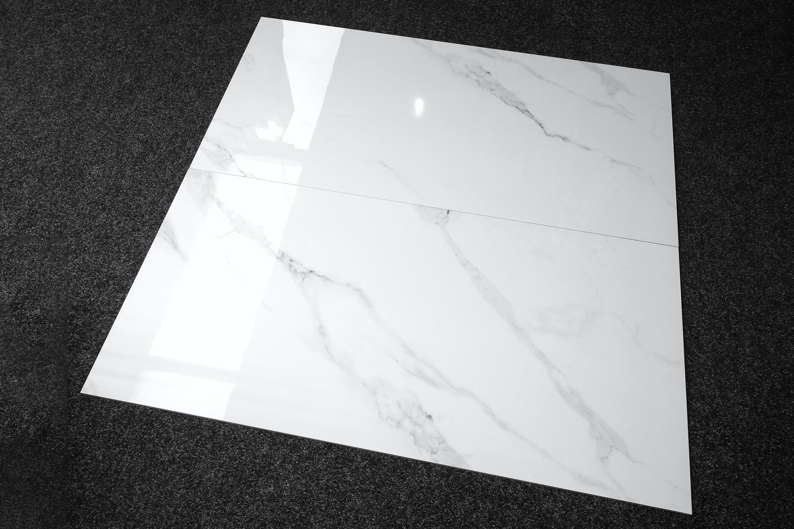 calacatta white poler