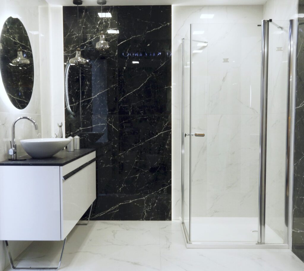 płytki marmuropodobne