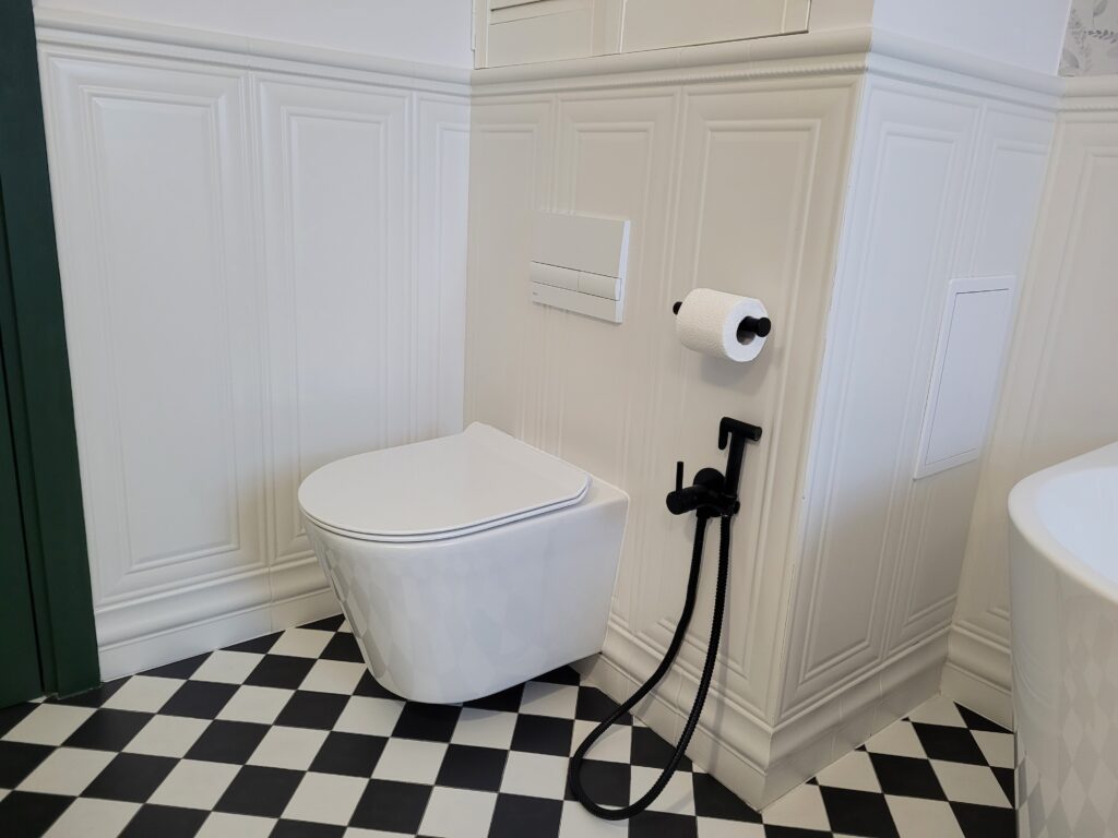 Image #1 from Jacek B.