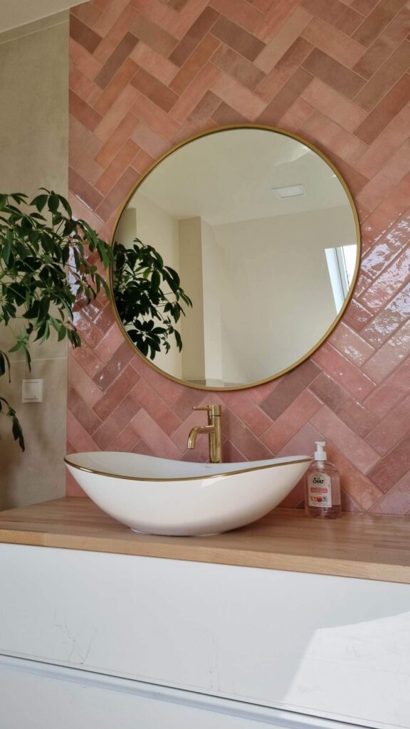 Image #1 from Anna R.