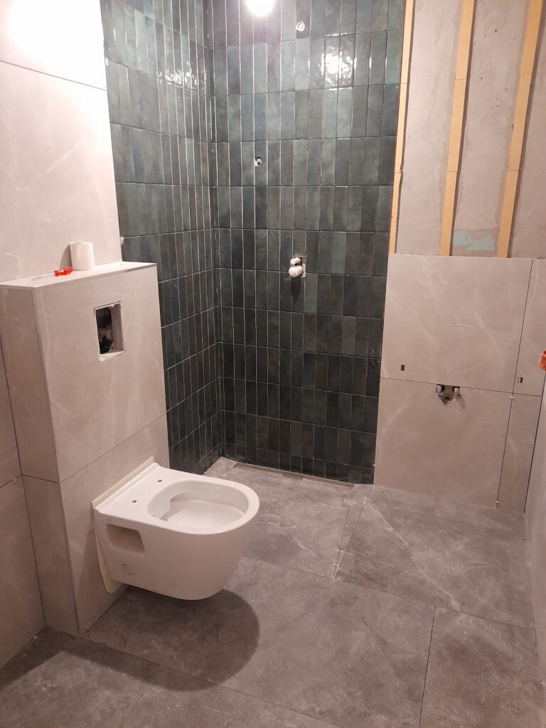 Image #1 from Angelina