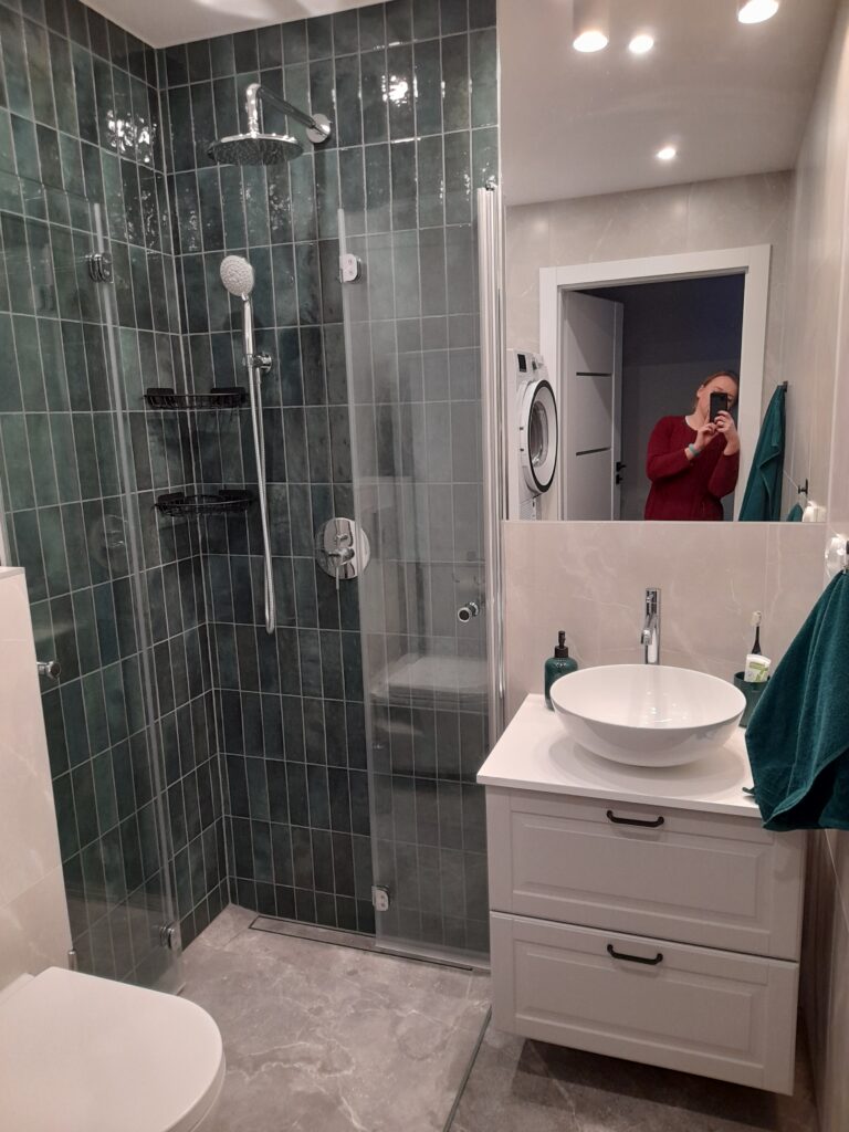 Image #3 from Angelina