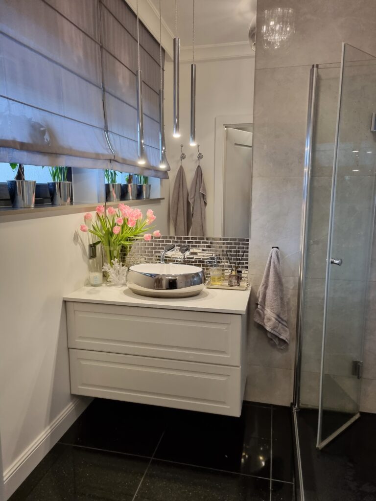 Image #1 from Anonim