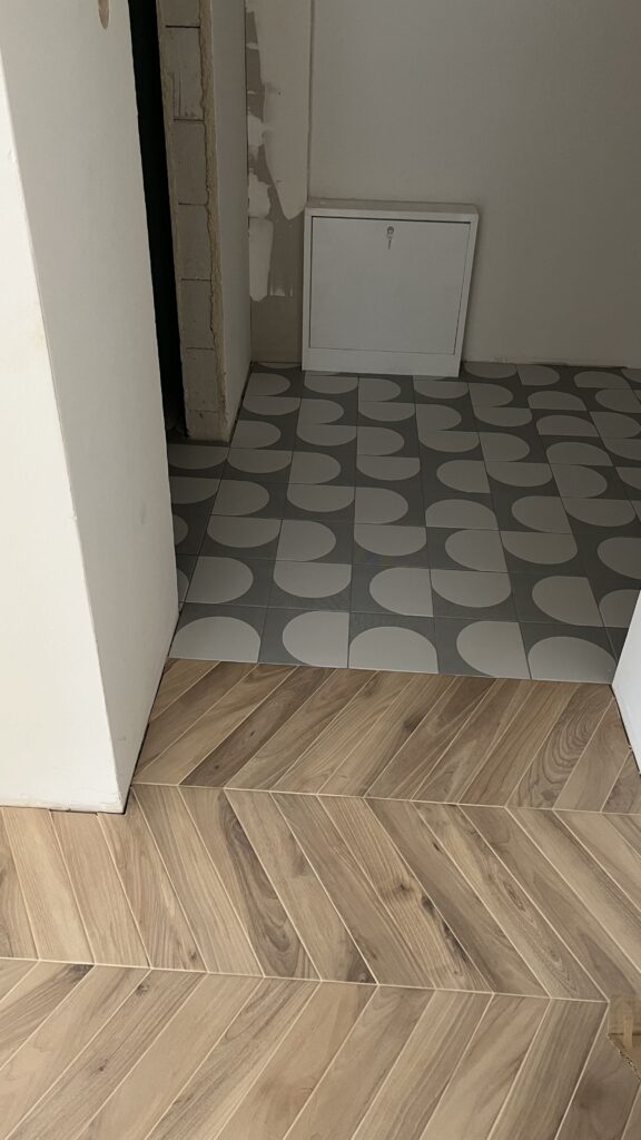 Image #1 from Viktoriia